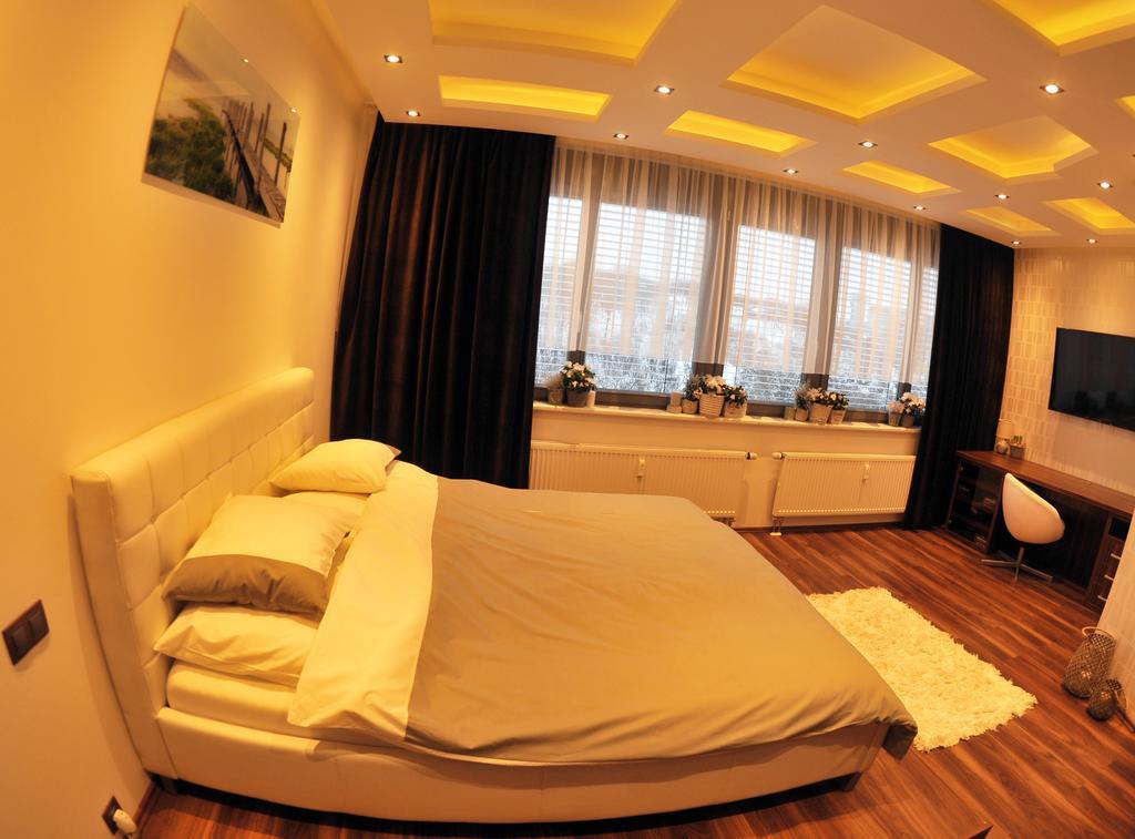 Apartment Lupacova プラハ エクステリア 写真