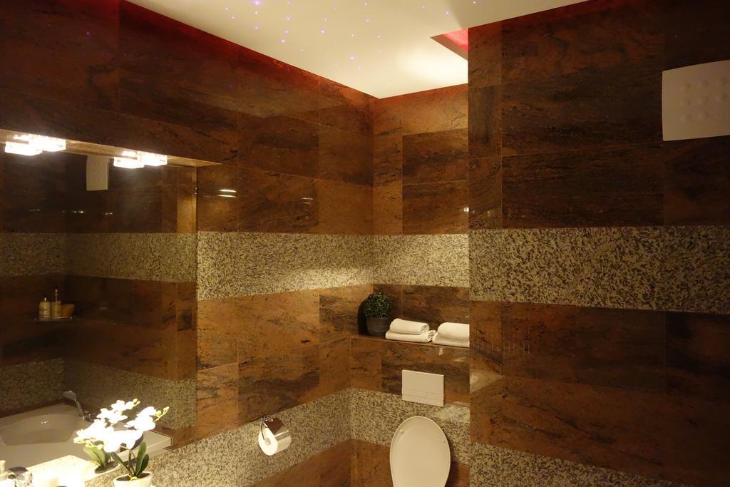 Apartment Lupacova プラハ エクステリア 写真